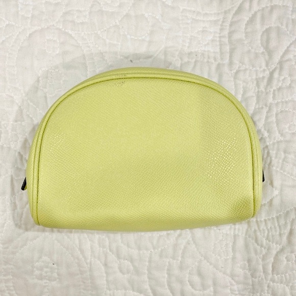 Coach Crossgrain Leather Dome Cosmetic Case MSRP $118 Pale Lime Green - Picture 4 of 6
